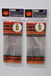 40 CT WILTON PUMPKIN TREAT BAGS Happy Halloween Party Favors Candy Popcorn NEW - Picture 1 of 2