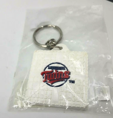 Minnesota Twins MLB 2004 Home Base Home Plate Keychain Key Ring 2" Tall  - Image 1 of 3