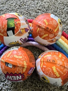 MiniVerse MGA Beetlejuice, Halloween Serie 2, FULL SET mit SANDWURM 4 Teile Mini - Bild 1 von 1