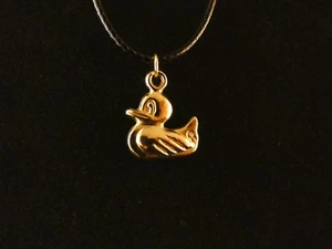 Ente Anhänger mit Kette 24 Karat Vergoldet Tier Vogel Wasser Duck Charm - Bild 1 von 3