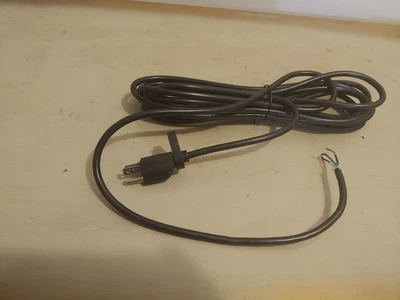 Limpiador de alfombras Shark Xpert E200, EX201 EX121BRN pieza de repuesto de cable de alimentación. Foto 1 de 2