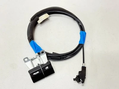 Cable de liberación del capó delantero Nissan Rogue 2017-2018 con mango OEM Foto 1 de 4