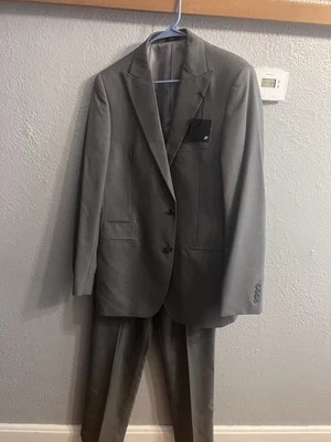 JF Gray LP Suit Mens 40L Long  32X32 Pants - Image 1 of 4