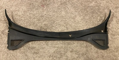 VW Passat 2012-2019 limpiaparabrisas motor cubierta panel de moldura parabrisas plástico Foto 1 de 4