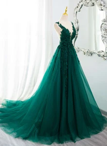 Dark Green V-Neckline Lace Wedding Dresses Beaded A Line Tulle Bridal Gowns - Picture 1 of 12