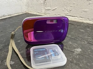 Fujifilm Finepix Z35 10,0 megapixel fotocamera digitale 32 GB scheda SD - viola (NO CARICATORE) - Foto 1 di 7