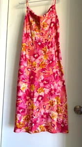 SARA MICHELLE PRETTY COLORFUL FLORAL SIZE: M - Picture 1 of 4
