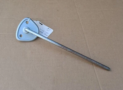 1976-1980 Dodge Aspen Plymouth Volare NOS MoPar Sun Visor ARM & BRACKET - Image 1 of 3