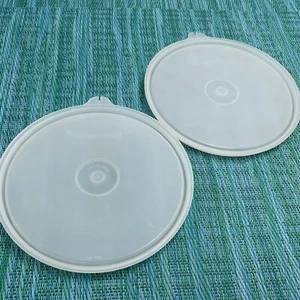 2 Vtg Tupperware Round Replacement Lids #238 w B Tab White Opaque USA - Picture 1 of 6