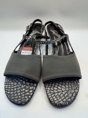 Sandalias Donald J Pliner 7.5 Estampado Serpiente Zapatos Heidi Hechos en España Foto 1 de 4