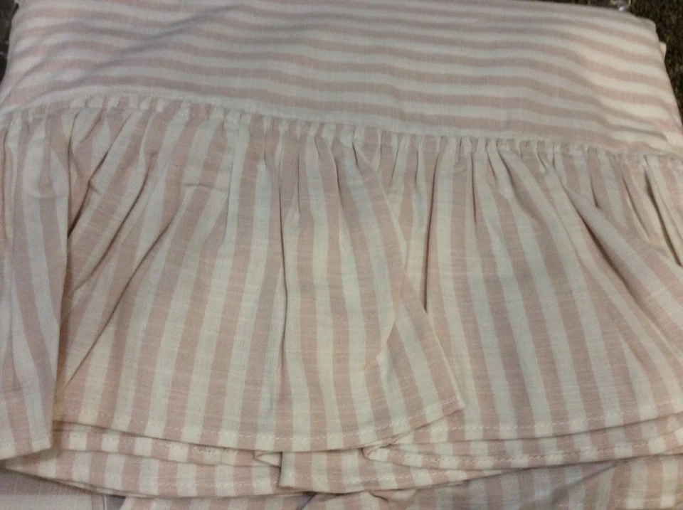Pottery Barn Kids Ruffle Stripe Organic Cotton Full Sheets NWOT Powdered Blush — 第 1/1 张图片