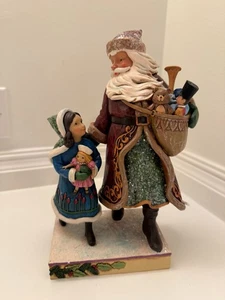 2015 Jim Shore Heartwood Creek Magic On Main Street mit Box Santa #4047672 - Bild 1 von 1