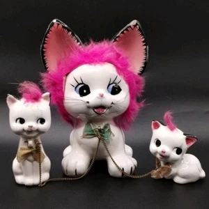 Vtg Chained Cats Kitty Figurines Pink Fur White Mama & Kittens Ceramic Japan - Picture 1 of 24
