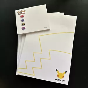 Pokémon Lotto di 4 Blocco Note e 1 Post-it Note Celebrazioni TCG 25° Anniversario I - Foto 1 di 4