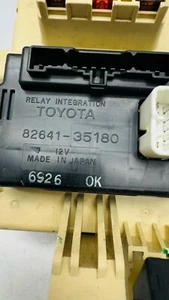 1996-1998 Toyota 4Runner Fuse Box Relay Integration Assembly 82641-35180 OEM - Picture 1 of 7