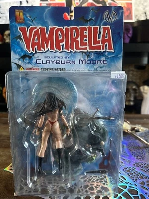 2000 Vampirella Action Figure by Clayton Moore Harris Comics REVERSE VER SEALED - Image 1 of 4