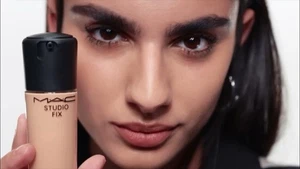 MAC Studio Fix Long Wear Matte Foundation N12 Oil Free Makeup Foundation - Picture 1 of 6