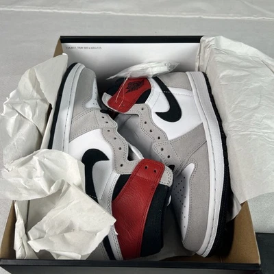 Talla 8 - Jordan 1 Retro Alto OG Gris Humo 2020 Foto 1 de 4