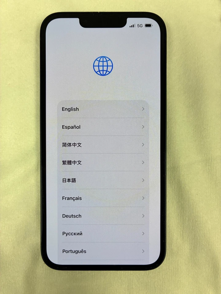 Apple iPhone 13, 128GB, black - No SIM restrictions - Used Very Good - Image 1 of 4