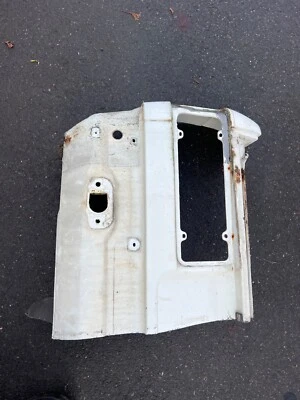 Cuadro de panel trasero izquierdo corte OEM #87235 BMW E30 325e 318I 320I 325I 325IX Foto 1 de 4