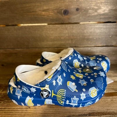 Nuevo Niños Pequeños Crocs Clásico Forrado Azul Hanukkah Zuecos Zapatos Sandalias Talla 12 C Foto 1 de 4