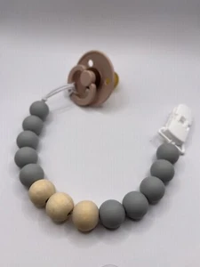 Pacifier Clip,Silicone Paci Clips Baby Gender Neutral, Wooden Bead - Picture 1 of 6