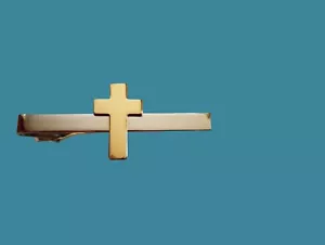 GOLD CHRISTIAN CROSS TIE BAR TIE TAC CHAPLAIN CROSS U.S.A MADE CLIP ON STYLE - Picture 1 of 5
