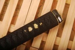 Straight Japanese Katana Tsuka 26cm Handle Silk Ito Rayskin Alloy Menuki Kashira - Picture 1 of 6