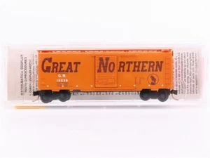 N Scale Micro-Trains MTL 20166 GN Great Northern Circus Train 40' Box Car #19038 - Picture 1 of 6