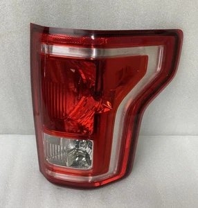 Luz trasera de pasajero Styleside incandescente para camioneta Ford F150 15-17 1082449 - Imagen 1 de 15