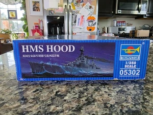 Trumpeter 1/350 WWII British Royal Navy Battleship HMS HOOD Model Ship Kit w PE - Picture 1 of 23