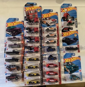 Hot Wheels Lot 25 cars with treasure hunt - Picture 1 of 3