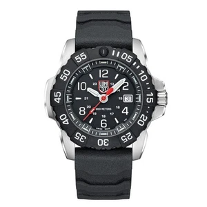 Luminox Men's Analogue Swiss Quartz Watch with Rubber Strap XS.3251.CB - Picture 1 of 10