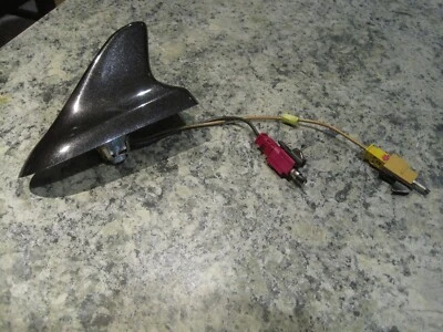 Antena Buick LaCrosse 2012 aleta de tiburón montaje en techo OEM 20786831 carbono flash met Foto 1 de 4