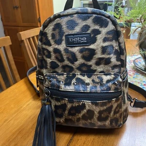 bebe Los Angeles Leopard Print Backpack Excellent - Picture 1 of 15