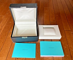 Auténtica caja de reloj Tiffany & Co con manual #L37 - Imagen 1 de 11