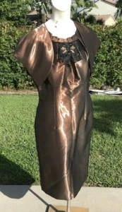 Escada Etuikleid braun U-Boot Ausschnitt Metallic abnehmbare Kristalle Shrug Set Gr. 42 - Bild 1 von 12