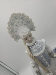Lladro Snow Maiden 8412 Super Rare Ceramic Collectibles Perfect! Ships Next Day - Picture 1 of 20
