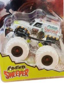 CREEP SWEEPER ZOMBIE KILLER MONSTER TRUCKS 1:64 JOHNNY LIGHTNING Chase bianco - Foto 1 di 6