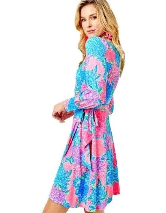 NWT LILLY PULITZER ROSALINDA WRAP DRESS SIZE MEDIUM BEACH HOUSE BLOOMS - Image 1 of 1
