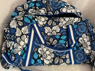 Bolso de Lona de Viaje Vera Bradley Azul Bayou GRANDE Blanco Floral Chevron Nuevo sin Etiquetas Foto 1 de 3