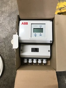 ABB FLOWMETER FCM2000-MC2 CORIOLIS 40MM PVOH - Picture 1 of 4