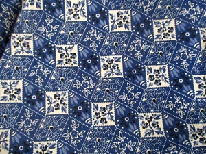 1-1/3 YD BLUE BANDANA LOOK 100% COTTON FABRIC OOP - Picture 1 of 3