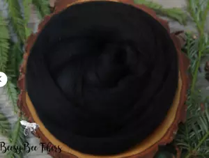 BLACK - Merino wool roving, combed top, for spinning, nuno felting - 2 oz - Picture 1 of 1