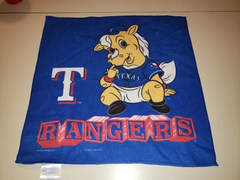 RARE Texas Rangers MLB Baseball RALLY TOWEL Stadium Giveaway MASCOT Captain Cover