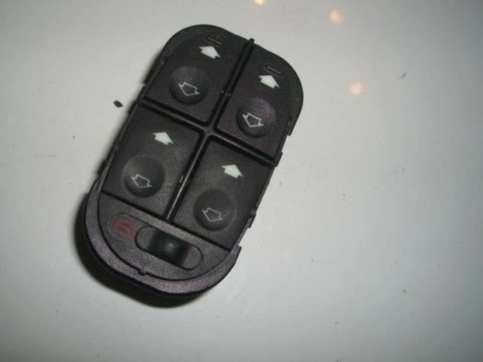 INTERRUPTOR VENTANA IZQUIERDA ELÉCTRICO CONTOUR MYSTIQUE MASTER 95-99 Foto 1 de 1