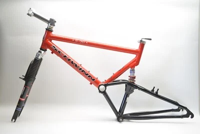 SCHWINN S-30 SWEET SPOT 26" WHEEL BICYCLE 19.5" FULL SUSPENSION FRAME ROCK SHOX - Image 1 of 4