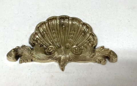 Vintage Solid Brass Shell Wall Pediment Window Picture Door Mirror Topper Cover