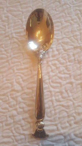 Wallace ROMANCE OF THE SEA Serving Spoon New No Mono Cover