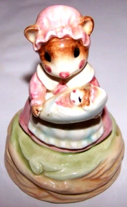 Adorable Beatrix Potter Unmarked Mouse Figurine - Picture 1 of 1